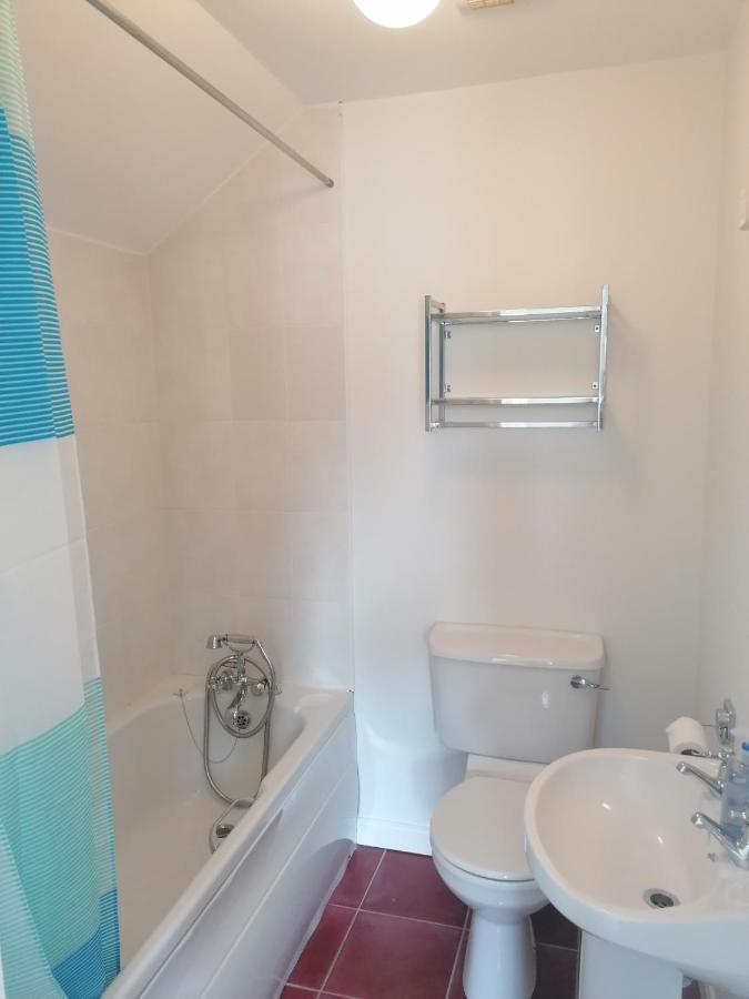 4 Clifden Court Apartment Ngoại thất bức ảnh